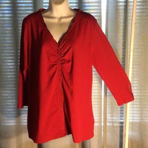 Women’s tee shirt like top